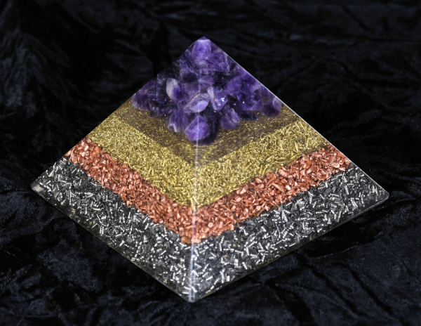 Orgonit Pyramide 6cm